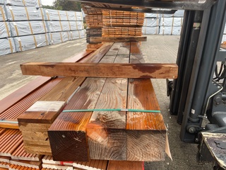 3x Douglas Balken Geschaafd, 140x140mm, lengte 400cm